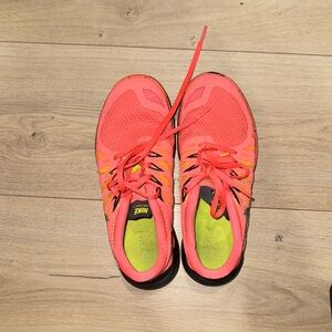 Nike Women's Bright Pink Athletic Shoes